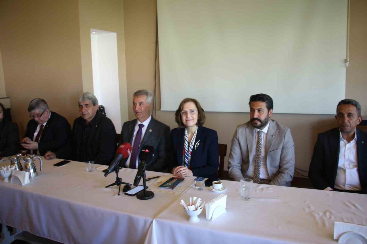 MHP’li Depboylu: "Bir masayı yönetemeyenler, koskoca bir devleti nasıl yönetecek?”