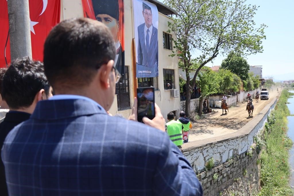 Nazilli’de rahvan at yarışı geleneği bozulmadı