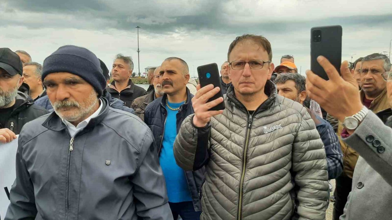 Samsun’da olta balıkçılarından "kıyılarda hukuksuzluk" tepkisi