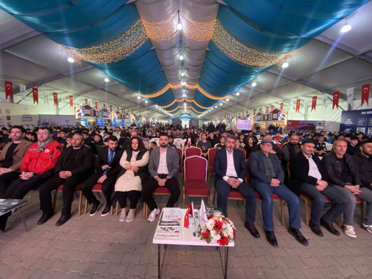 Sultangazi Belediyesi’nden amatör spor kulüplerine 1 milyonluk destek