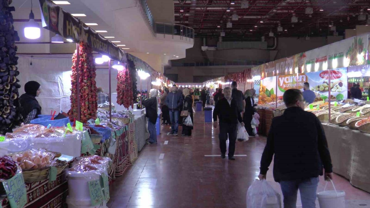 Kayseri Yöresel Ürünler ve Bahçe Botanik Fuarı ziyaretçilerini ağırlamaya devam ediyor