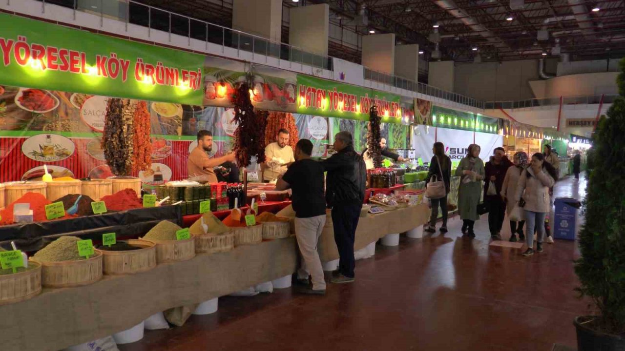 Kayseri Yöresel Ürünler ve Bahçe Botanik Fuarı ziyaretçilerini ağırlamaya devam ediyor