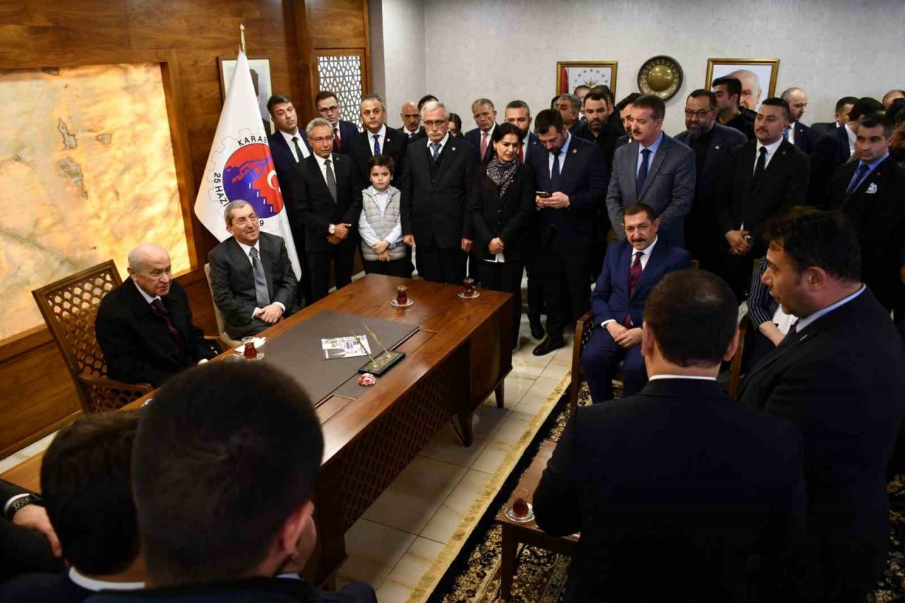 MHP lideri Bahçeli, Başkan Vergili ile görüştü