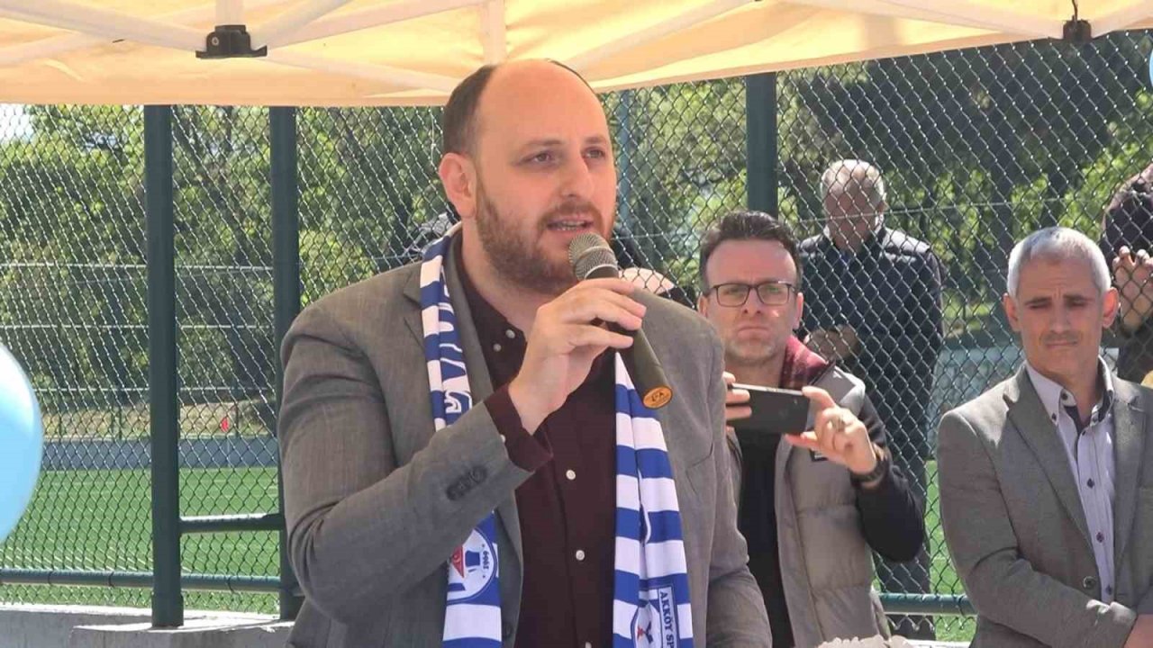 Akköy Futbol Sahası ve Spor Tesisleri törenle açıldı