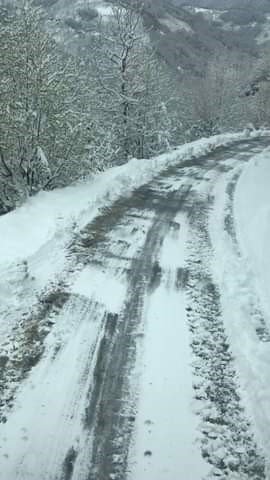 İlkbaharın ortasında kar sürprizi