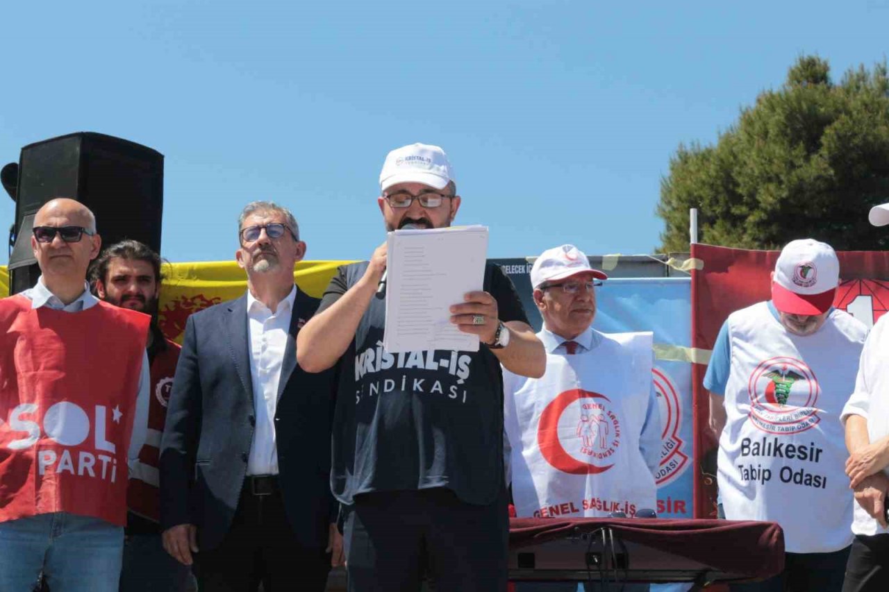 1 Mayıs Birlik-Mücadele ve Dayanışma Günü coşkuyla kutlandı