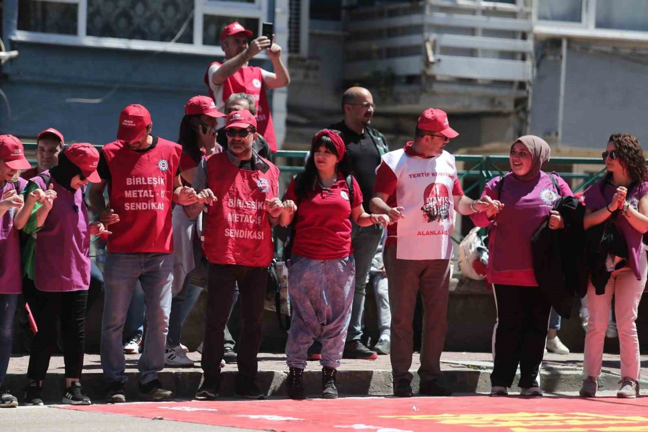 Bursa’da 1 Mayıs coşkusu