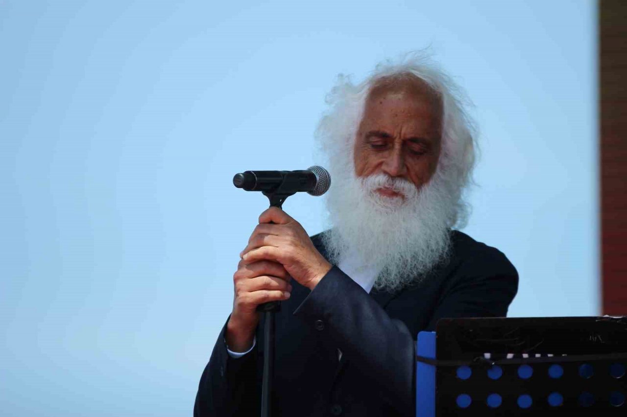 1 Mayıs, İzmir’de coşkuyla kutlandı