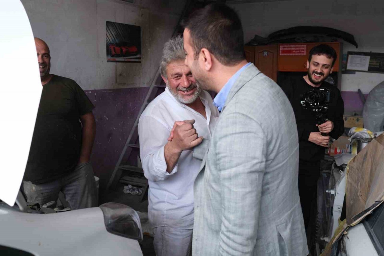 AK Parti İstanbul Milletvekili adayı Ramazan Arkan 1 Mayıs’ta işçiler ile buluştu