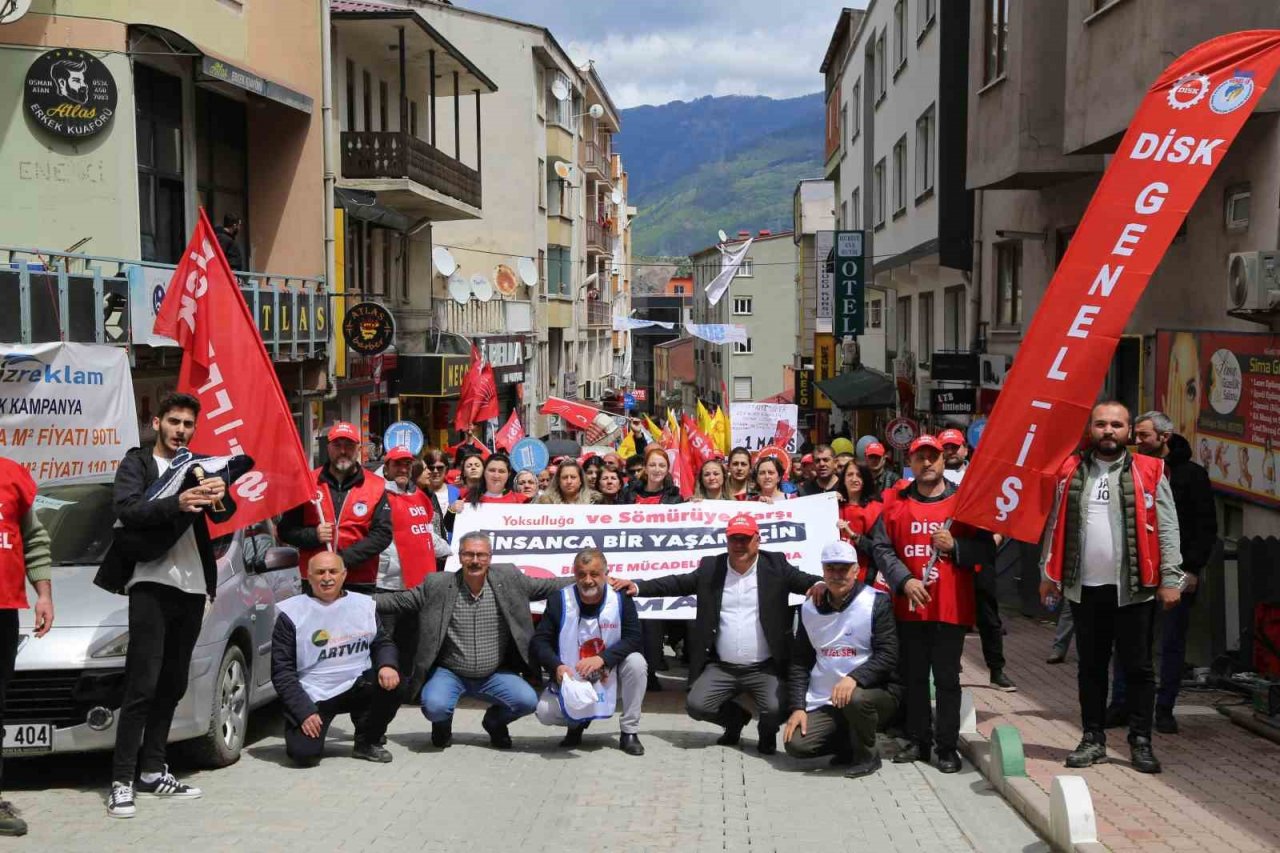 Artvin’de 1 Mayıs coşkusu