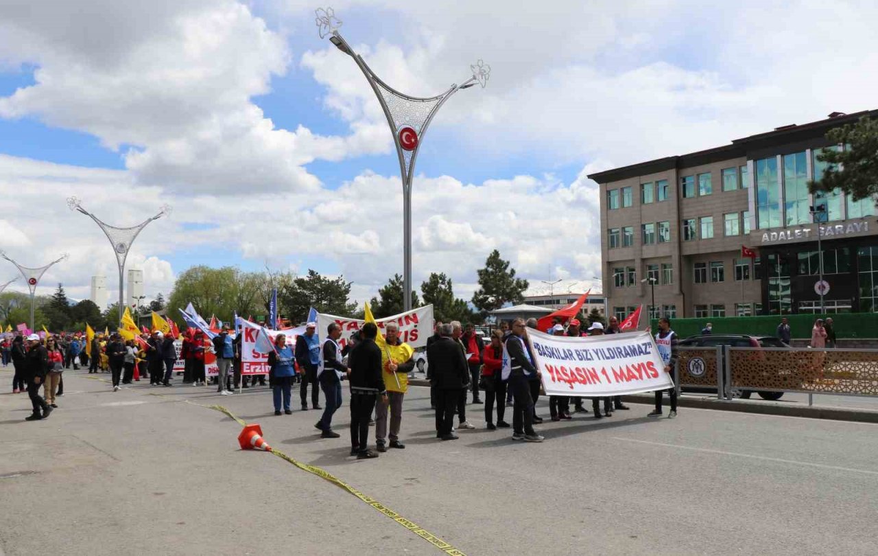 1 Mayıs Erzincan’da kutlandı