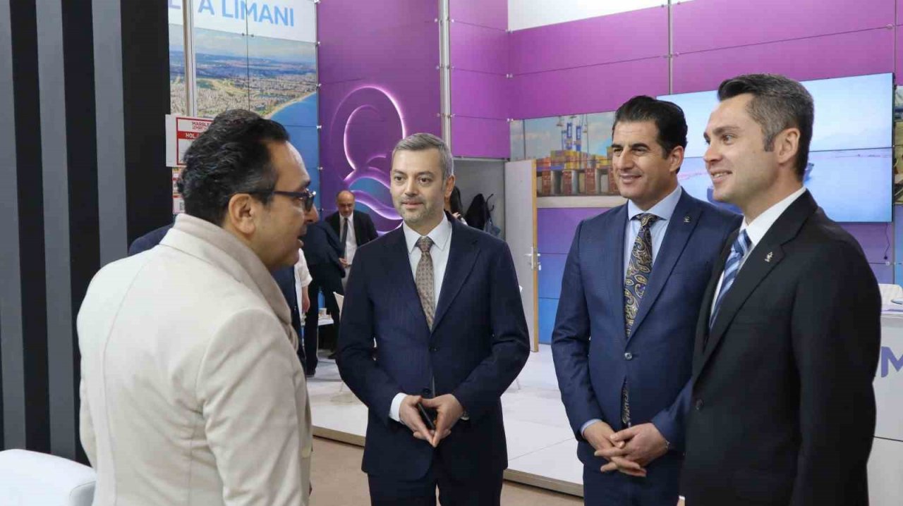 Başkan Güngör, Denizlili mermercileri fuarda yalnız bırakmadı