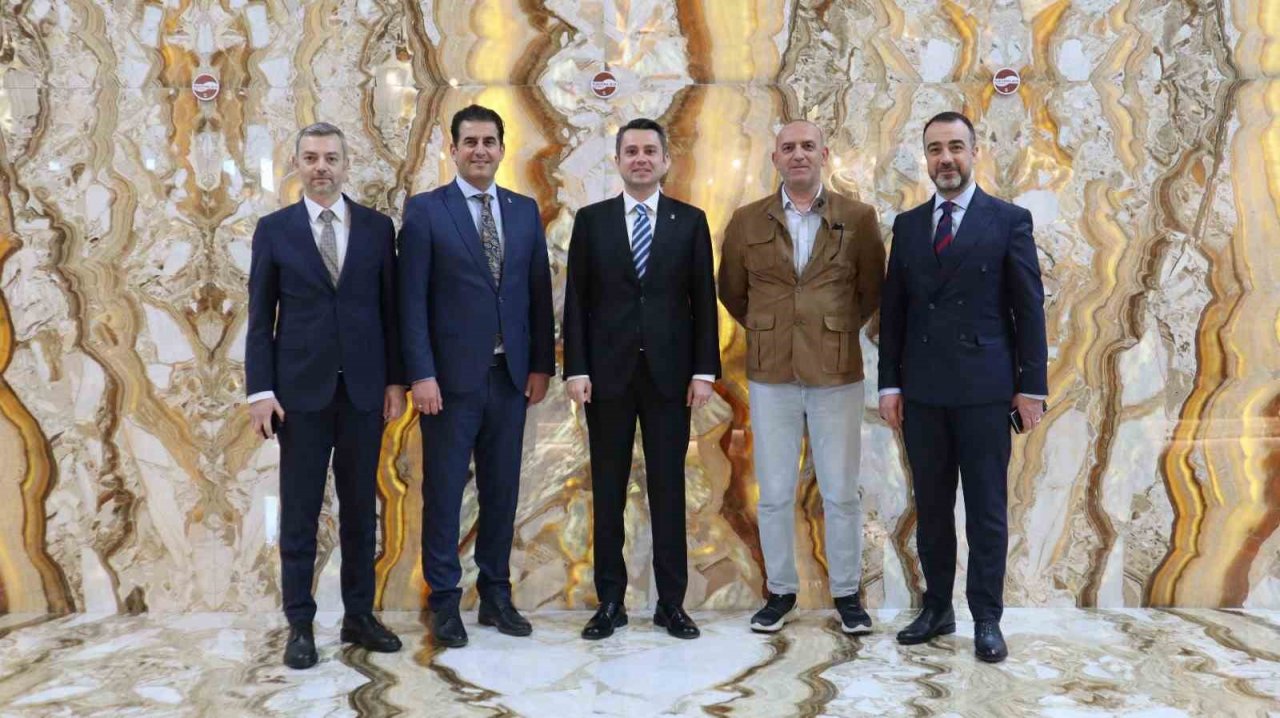 Başkan Güngör, Denizlili mermercileri fuarda yalnız bırakmadı