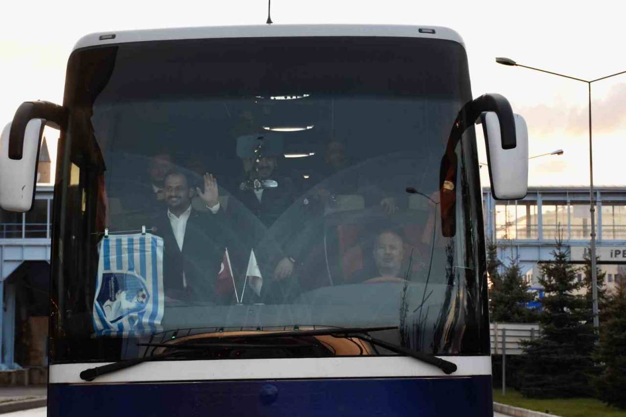Kocaaliler; Gençler liderimiz Erdoğan’ın yanında