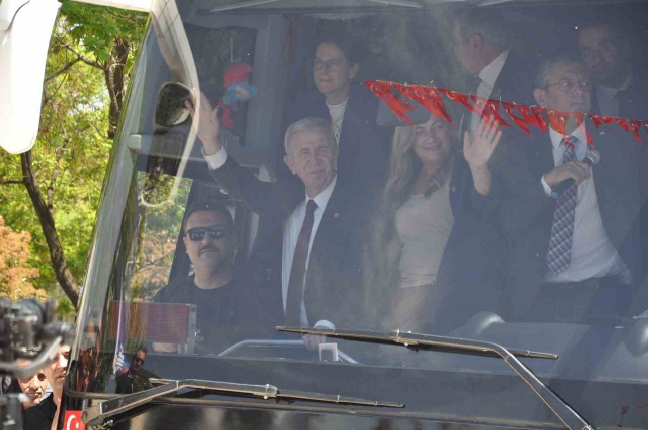 CHP’li Yavaş’tan Alaşehir ve Salihli’de miting