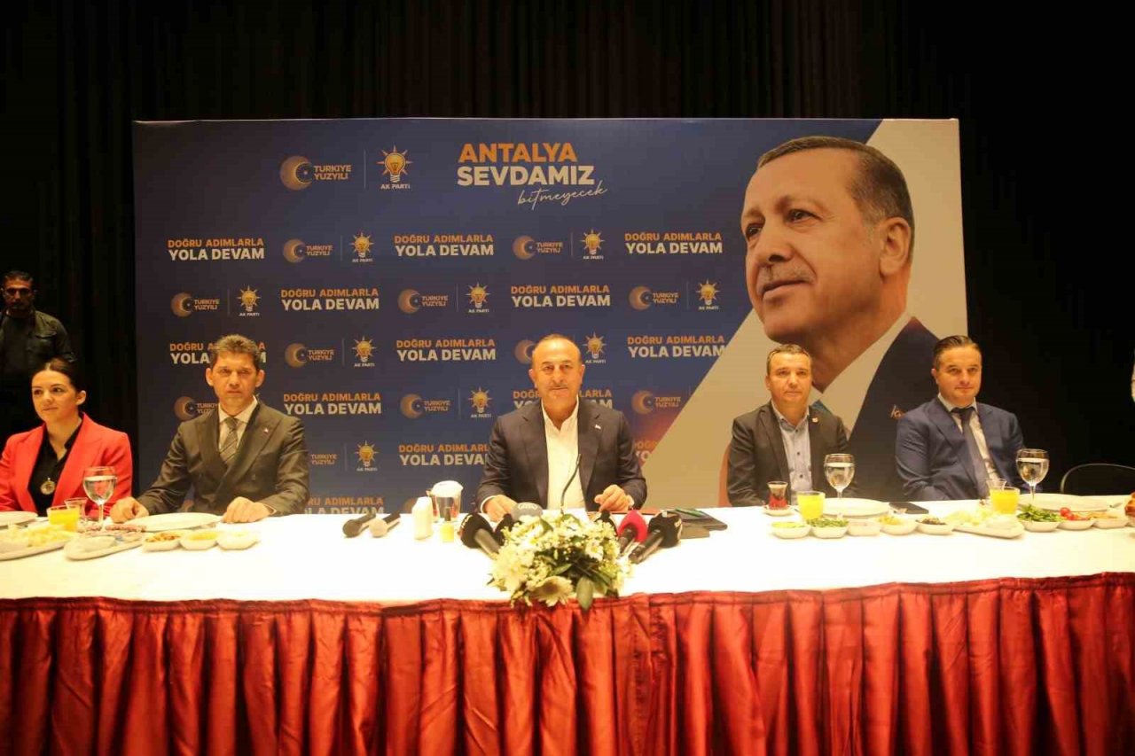 Çavuşoğlu: "Karşımızda yerli ve milli bir muhalefet yok"