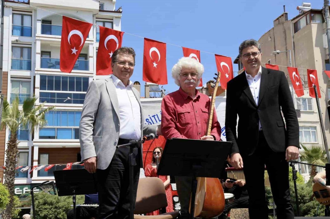 1 Mayıs Edremit’te kutlandı