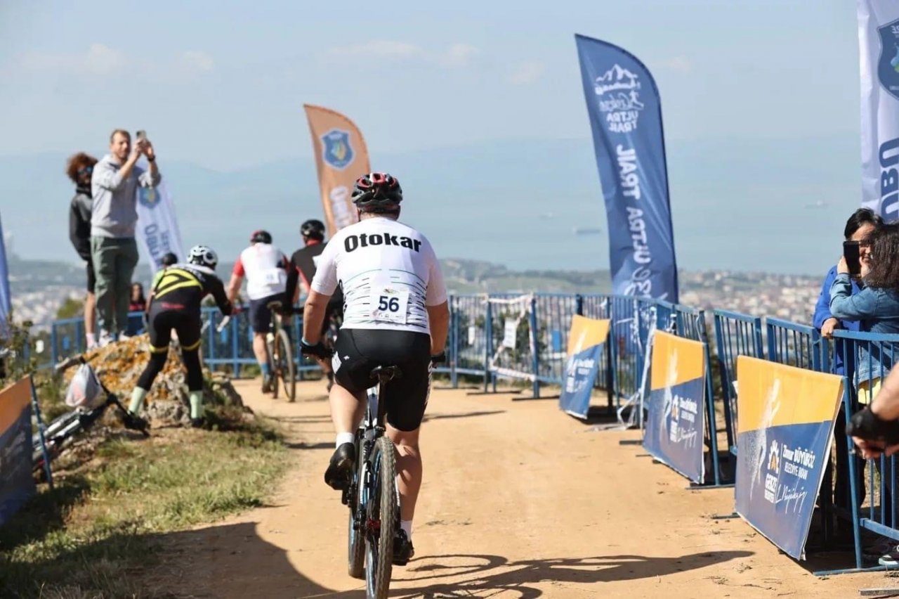 Zorlu parkurda kıran kırana mücadele