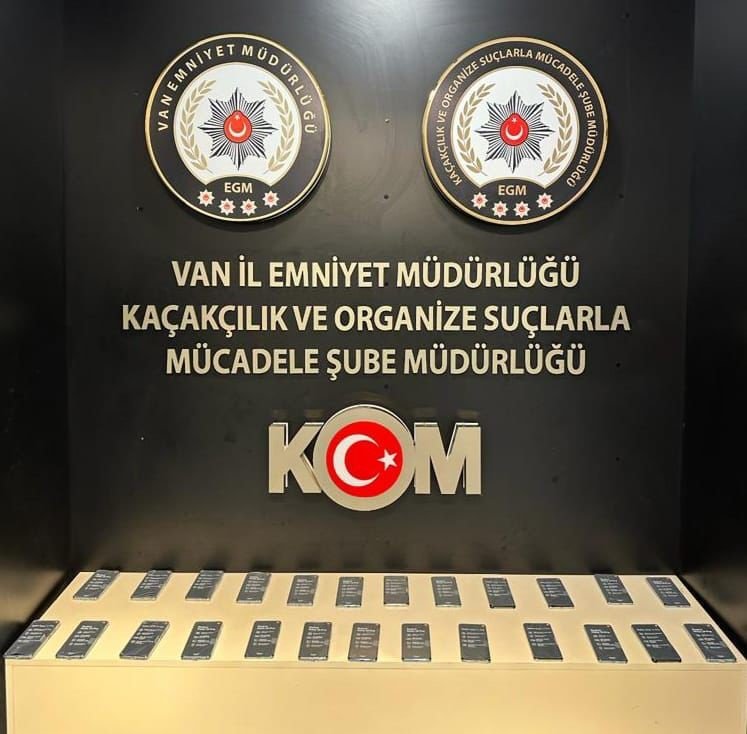 Van’da bir koli İran Riyali ele geçirildi