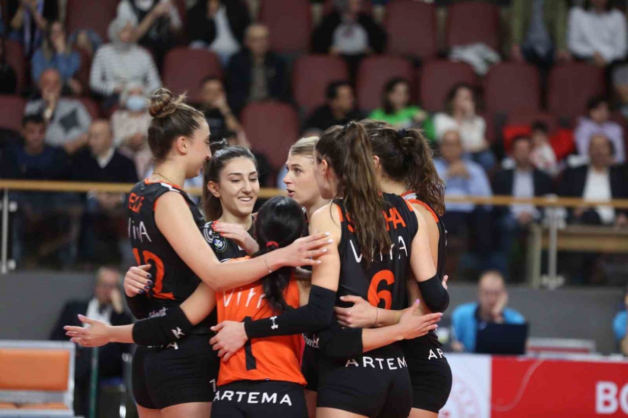 Eczacıbaşı Dynavit, THY Voleybol’a konuk olacak