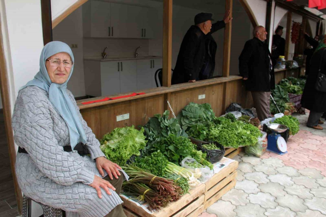 Giresun Belediyesi’nden üreten kadınlar için yöresel pazar hizmeti