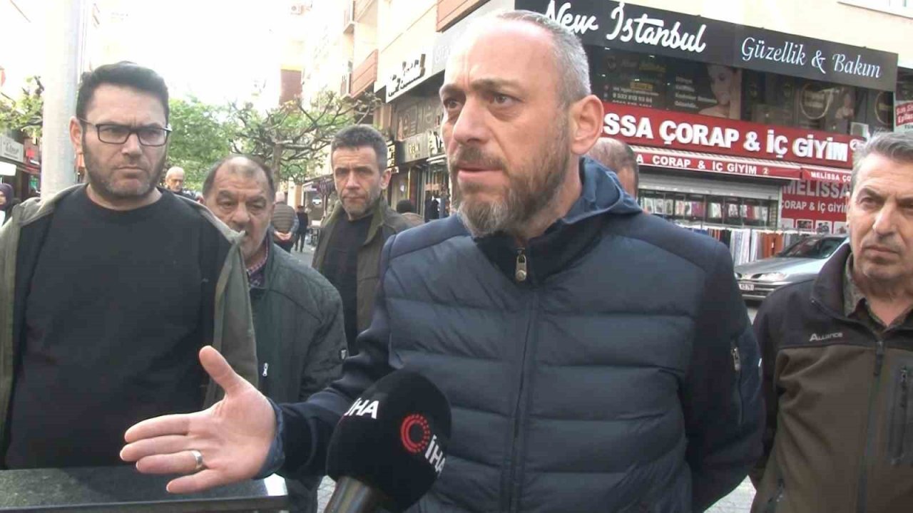 Şehit anıtına kurulan seçim standı nedeniyle tartışma çıktı: CHP’lilerin saldırdığı vatandaş isyan etti