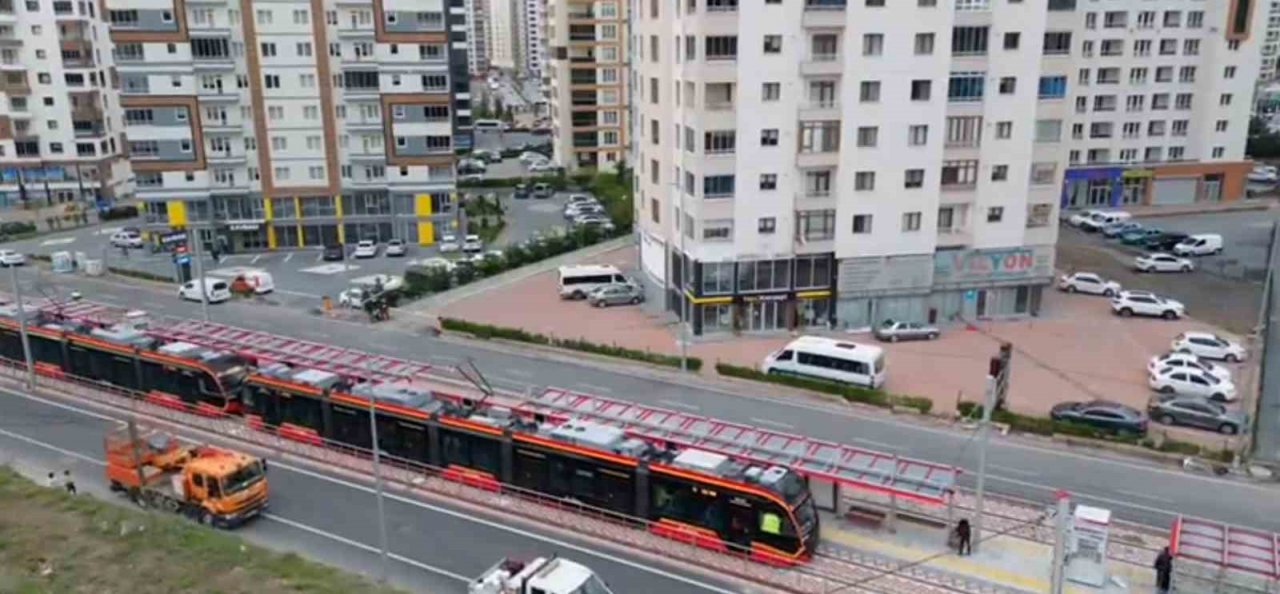 Başkan Büyükkılıç söz verdi, yeni hattın test sürüşleri başladı