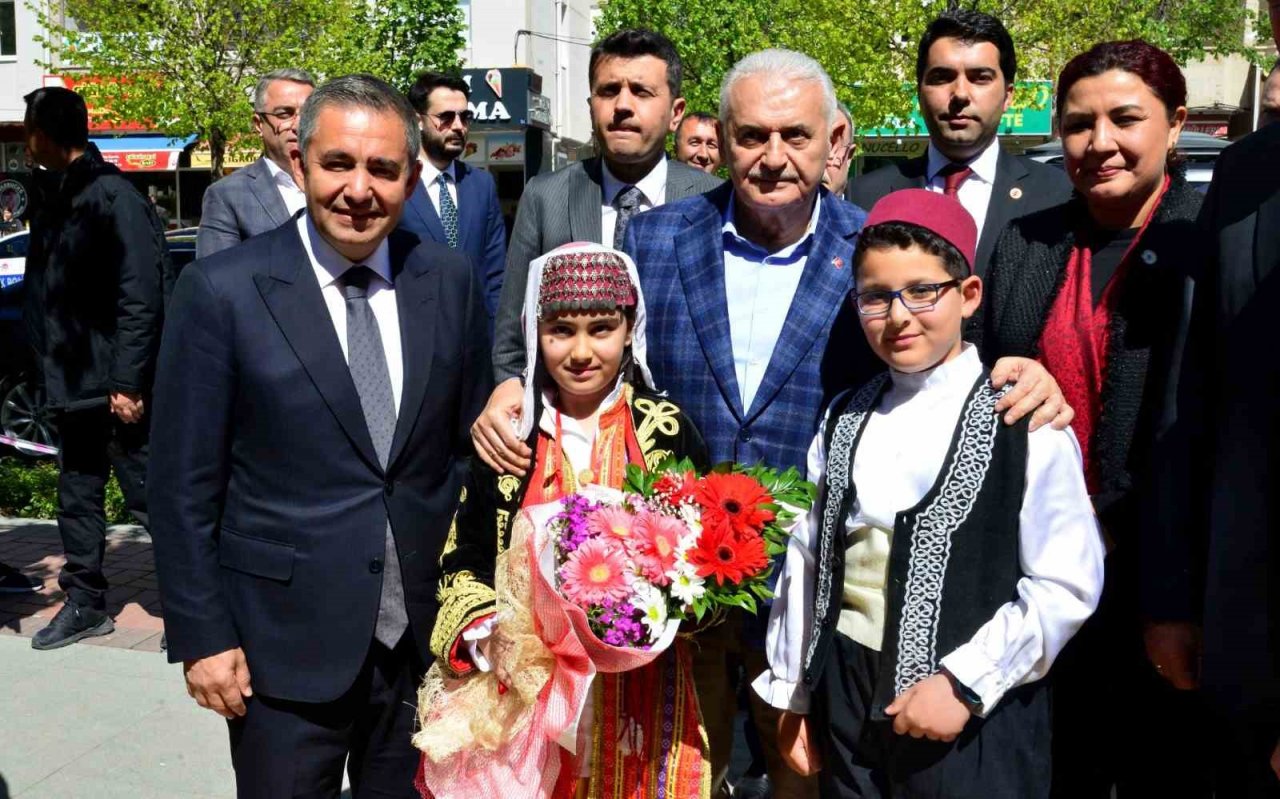 AK Parti Başkan Vekili Yıldırım: "Türkler olmasa tarih yazılamaz"