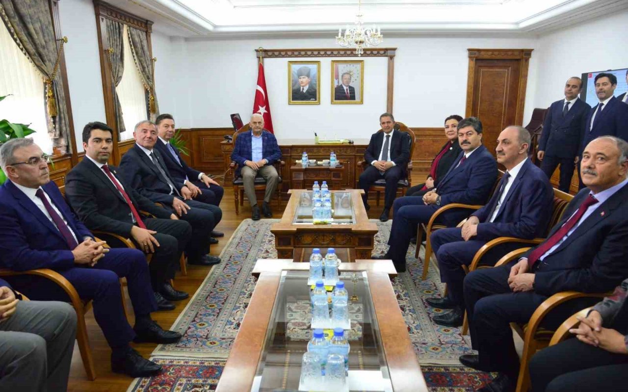 AK Parti Başkan Vekili Yıldırım: "Türkler olmasa tarih yazılamaz"