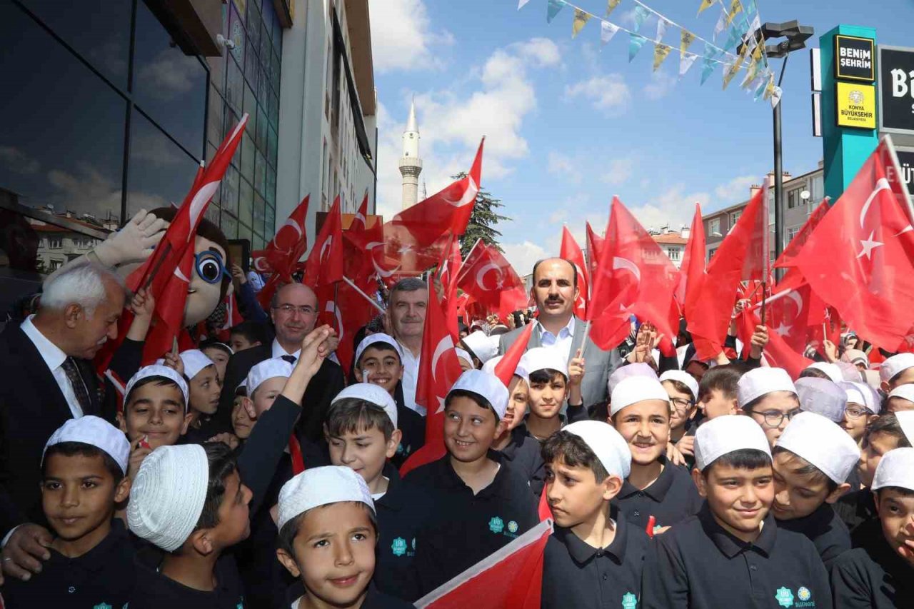 Konya’daki 20. Bilgehane dualarla açıldı