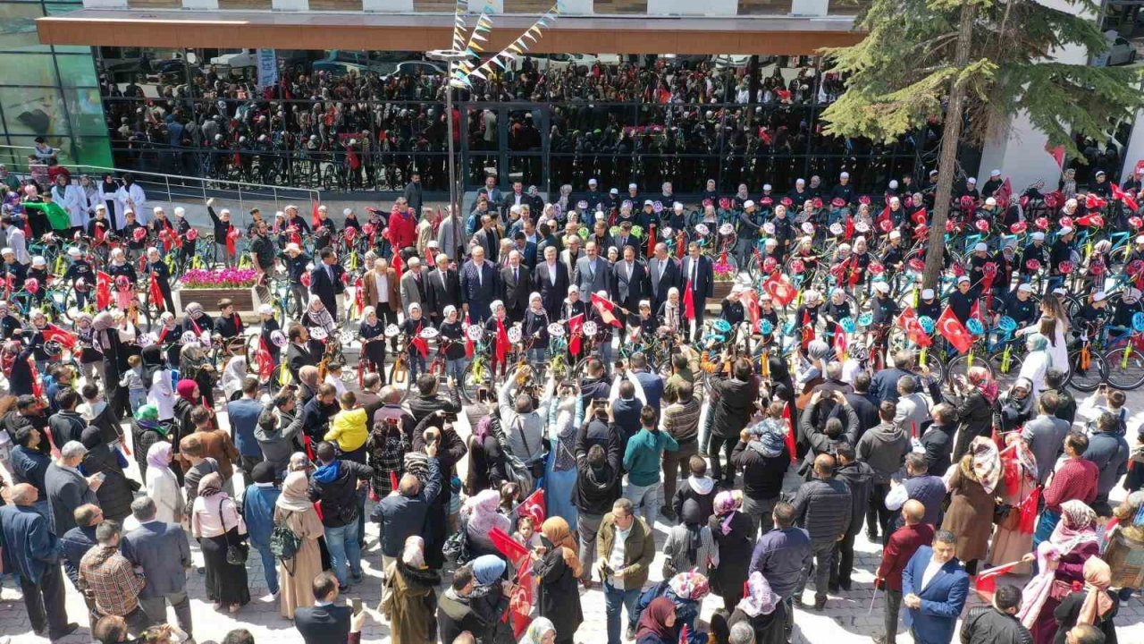 Konya’daki 20. Bilgehane dualarla açıldı