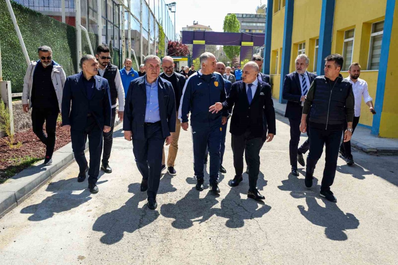 TFF Başkanı Büyükekşi: “Biz hiç kimseden, hiçbir şekilde etkilenmeyiz”