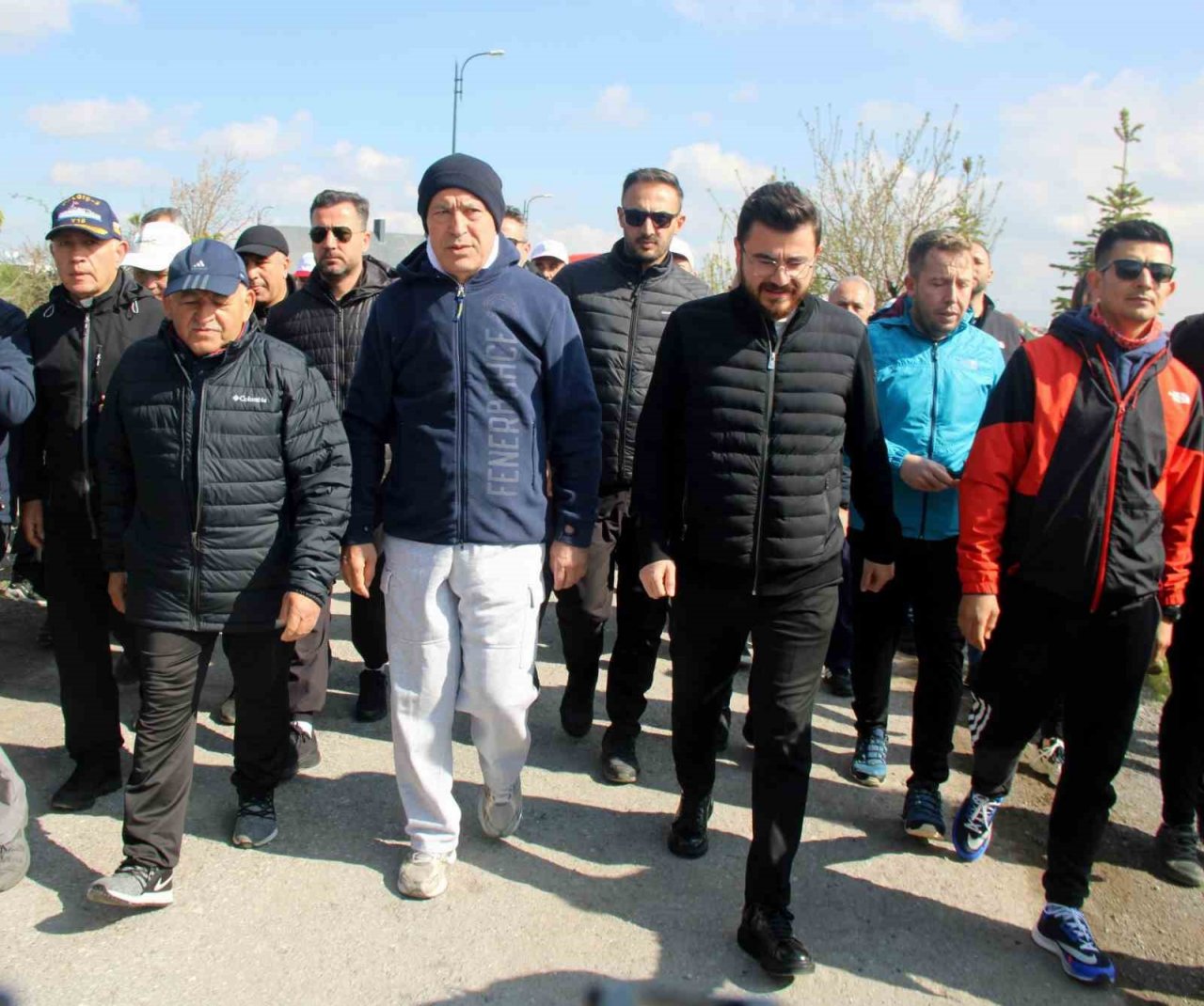 Bakan Akar: "40 yıldır milletimizin başına musallat olan beladan asil milletimizi kurtaracağız"