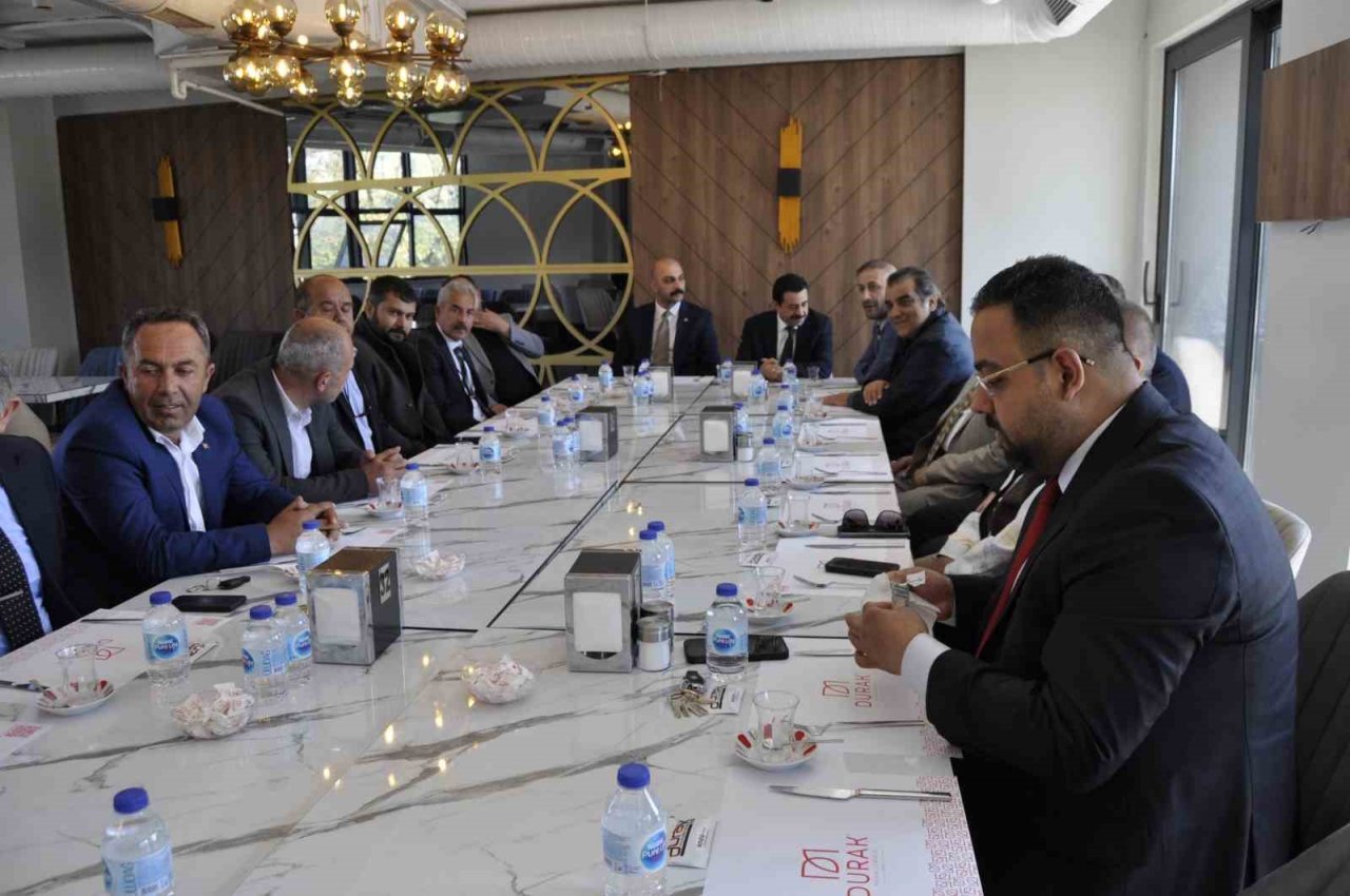 Zırhlıoğlu’na Elazığlı hemşehrilerinden tam destek