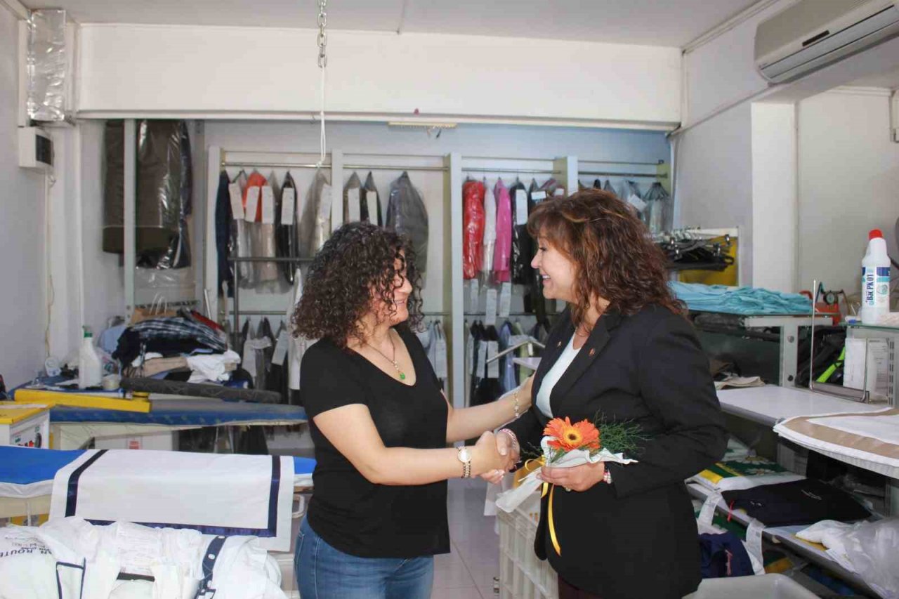 Muğla Ticaret Odası Üyesi Aras kadın çalışanlarla buluştu