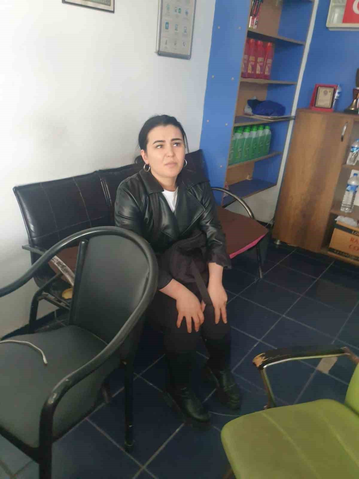 Sözlendiğini duyduğu sevgilisini öldüren kadın tutuklandı