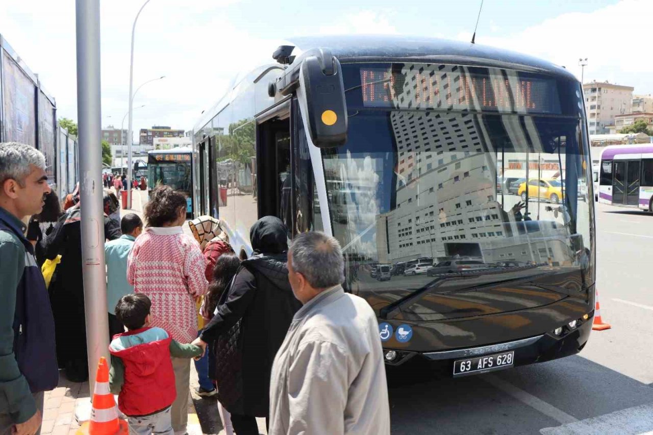Şanlıurfalılardan trambüse tam not