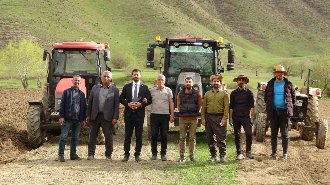 Yüksekova’da 35 yıl aradan sonra şeker pancarı ekimi yapıldı