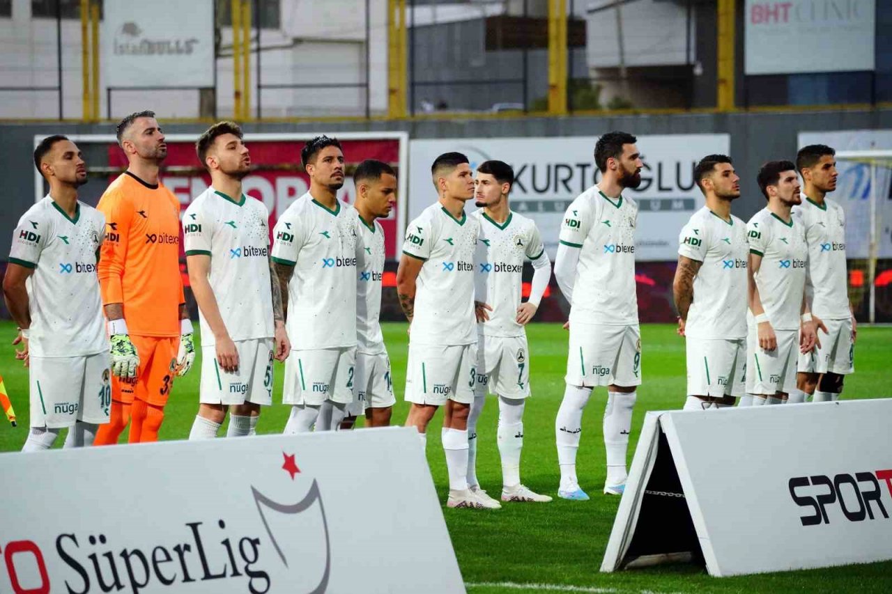 Spor Toto Süper Lig: İstanbulspor: 1 - Giresunspor: 0 (Maç devam ediyor)