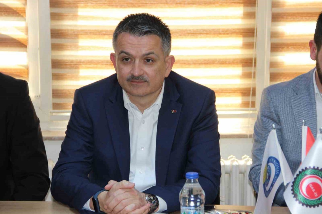 Pakdemirli’den Kılıçdaroğlu’na ‘Tarihi sorumluluk uyarısı’