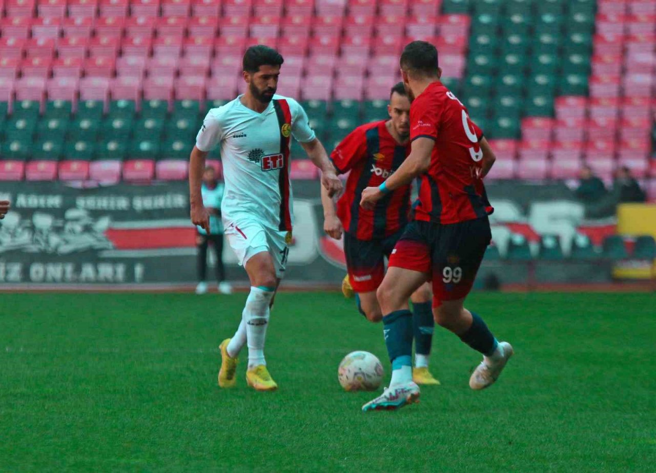 Eskişehirspor lideri devirerek ligde kalma umutlarını sürdürdü