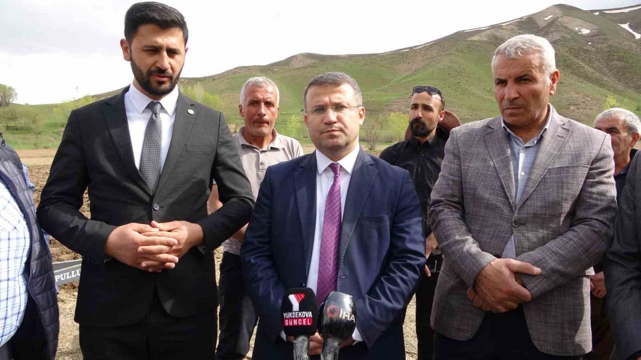 Yüksekova’da 35 yıl aradan sonra şeker pancarı ekimi yapıldı