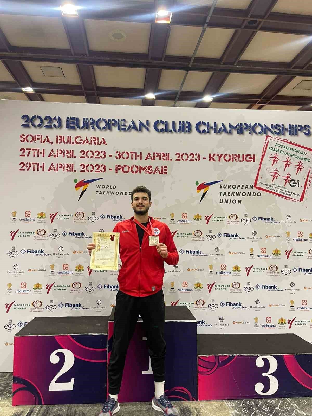 Trabzon Büyükşehir Belediyespor Taekwondo takımının büyük başarısı