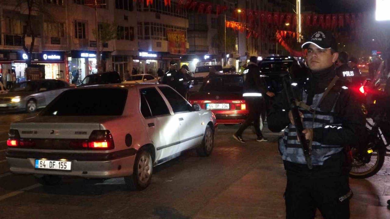 150 polisle ’Uşak Güvende’ uygulaması gerçekleşti