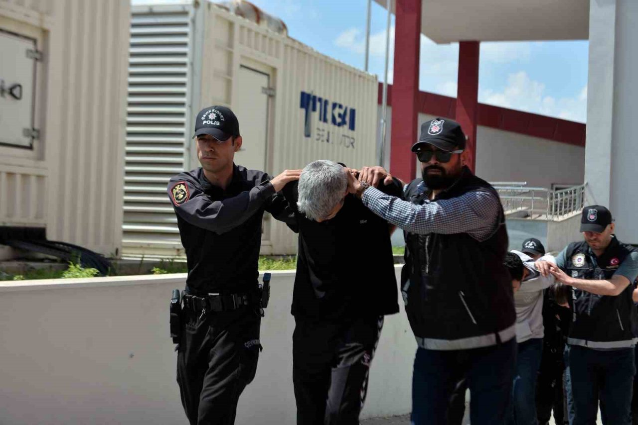 Adana’da torbacılık yaptığı öne sürülen 6 zanlı tutuklandı