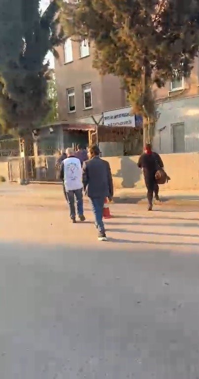 HDP’li Ömer Faruk Gergerlioğlu’na mahalleliden sert tepki