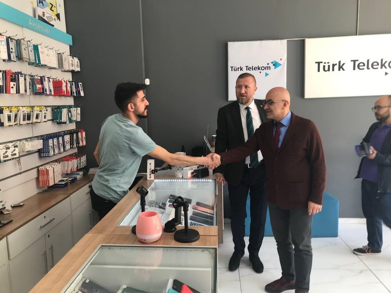 AK Parti Milletvekili Adayı Çağan ve Cıngı’dan Esnaf Ziyaretleri