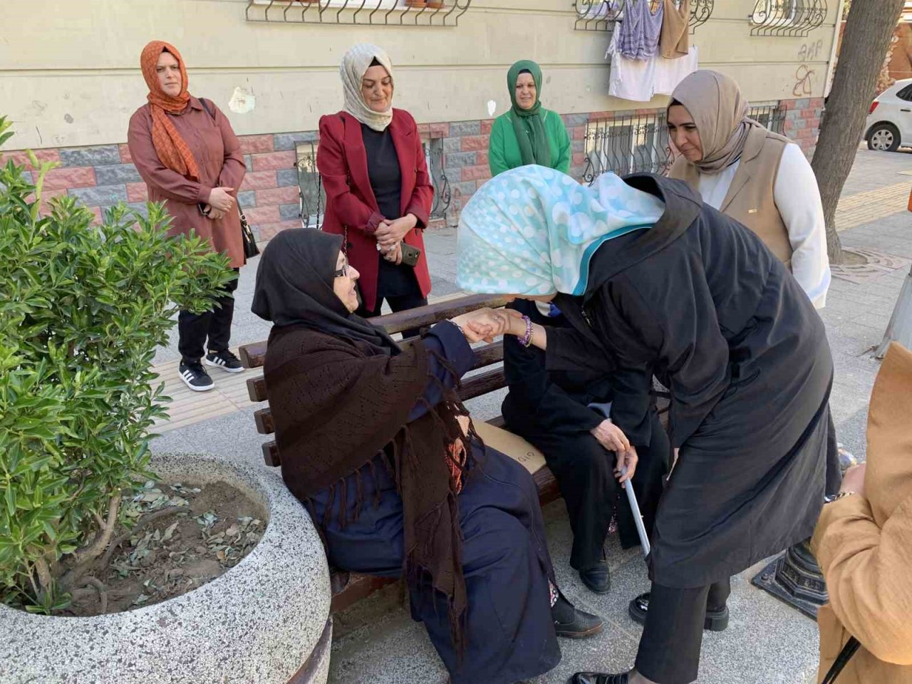 AK Parti Milletvekili Adayı Paker: “Cumhurbaşkanımıza müthiş bir destek ve teveccüh var”