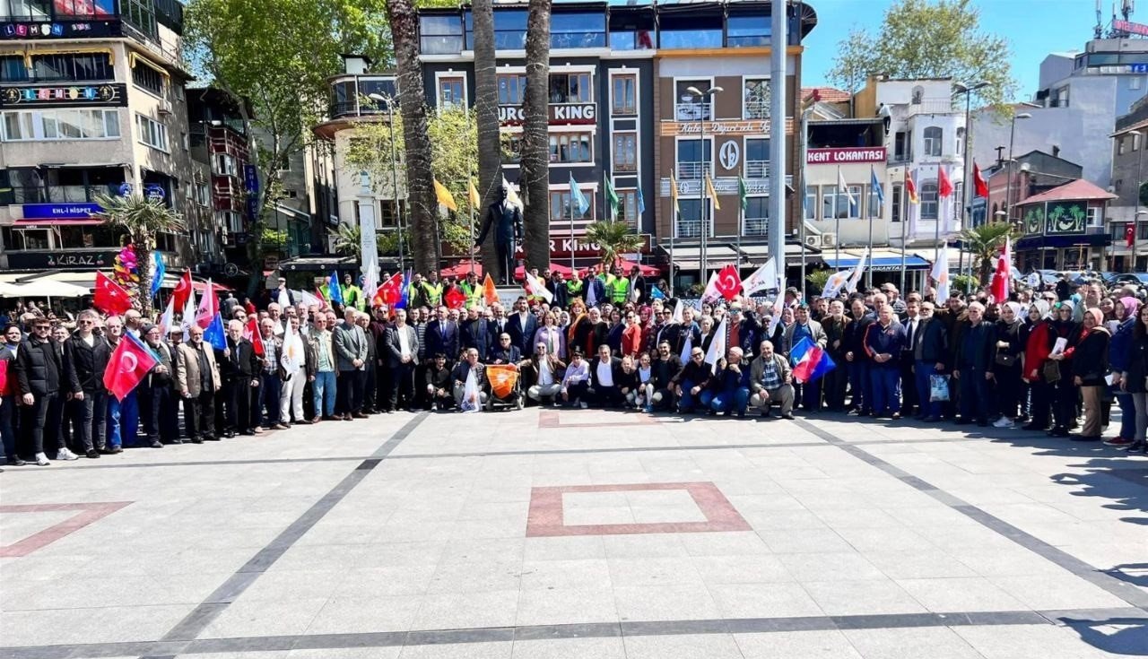 AK Parti Balıkesir’den Bandırma’da 9’da 9 tam saha çalışma
