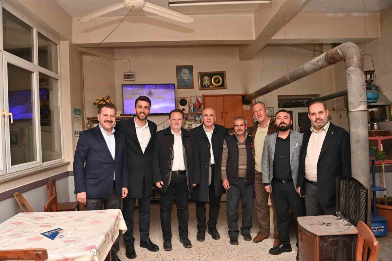 AK Parti’den Kocaavşar’da büyük coşku